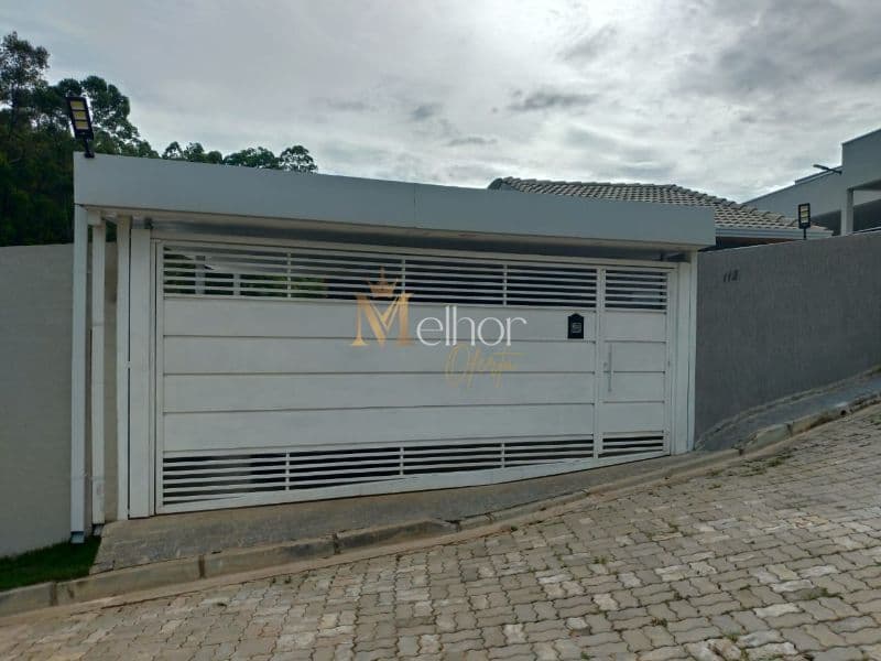 Linda Casa Mobiliada com Piscina e Área Gourmet – Bairro do Portão, Atibaia