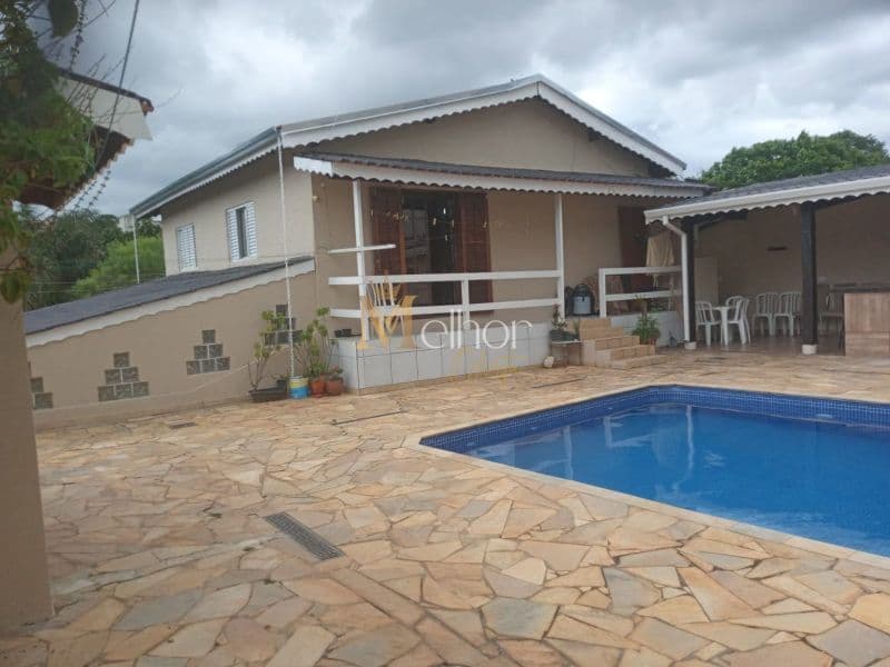 CASA COMPLETA EM LOCALIZAÇÃO PRIVILEGIADA – TRAVESSA DA LUCAS, ATIBAIA