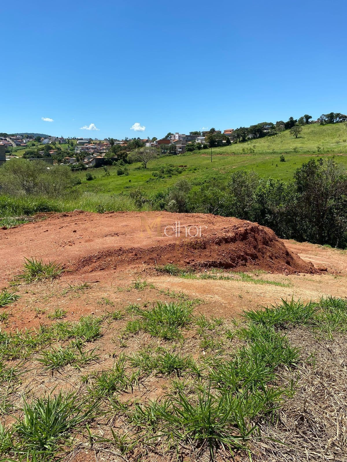 🌿 Terreno no Residencial Santa Martha – Bom Jesus dos Perdões/SP 🌿