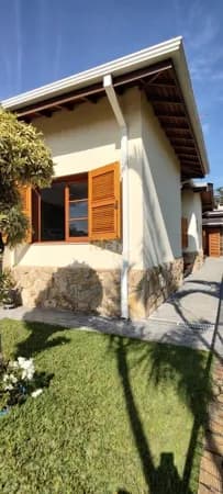 UMA CASA PERFEITA EM ATIBAIA – SEU OÁSIS NO INTERIOR PAULISTA!