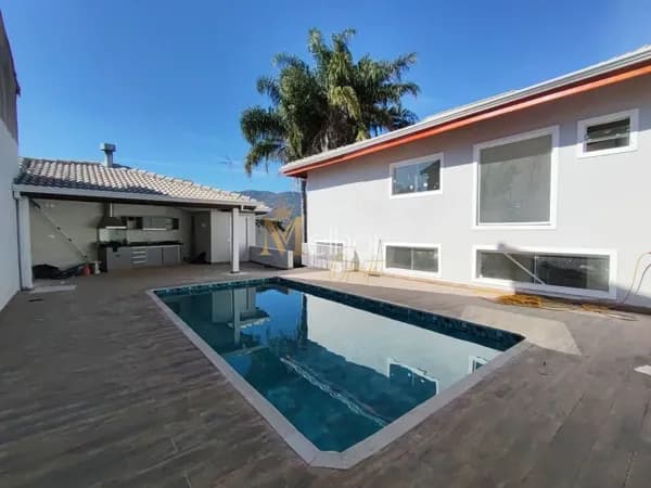 Casa Reformada e Pronta para Morar – Jardim Paulista, Atibaia/SP