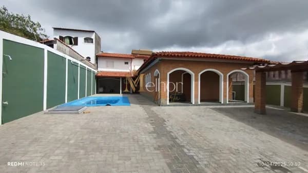 Casa Linda com Piscina à Venda – Jardim Imperial – Atibaia/SP