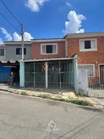 🏡 Casa com 3 Dormitórios e Varanda | Vila dos Netos – Atibaia/SP