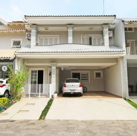 Casa à venda em Porto Alegre/RS