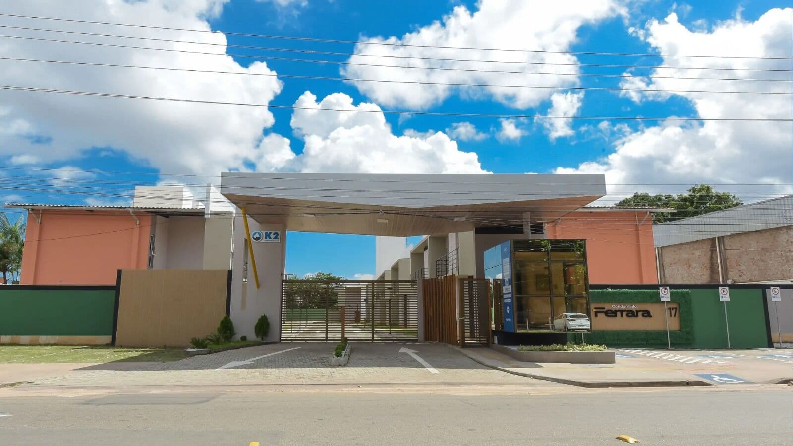Condomínio Ferrara - Casas Duplex Alto Padrão com 4 quartos no Turu