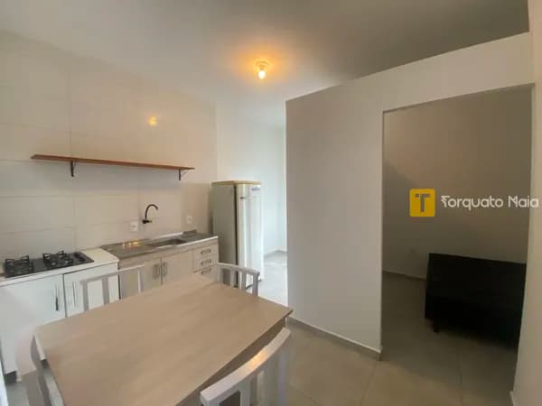 Apartamento 1 quarto Mobiliado em Prédio Familiar e Seguro