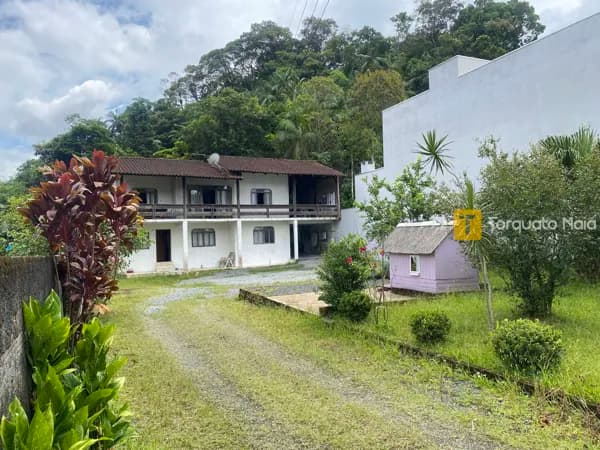 Terreno/Casa Amplo 704 m² com Valor Imperdível!
