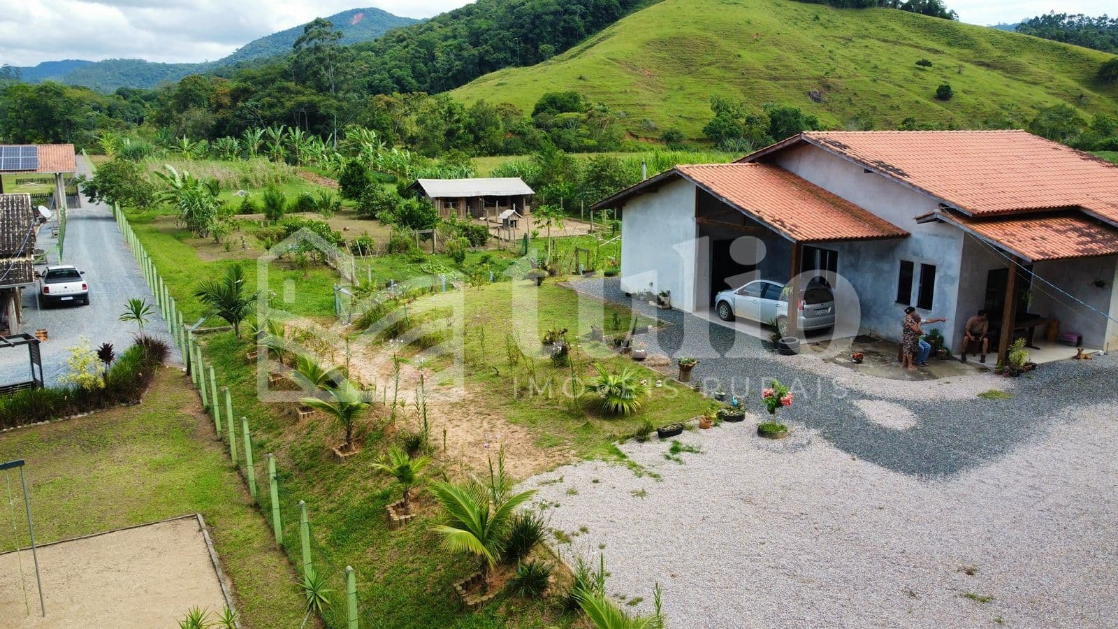 Sítio com 1 hectare plano em Canelinha/SC