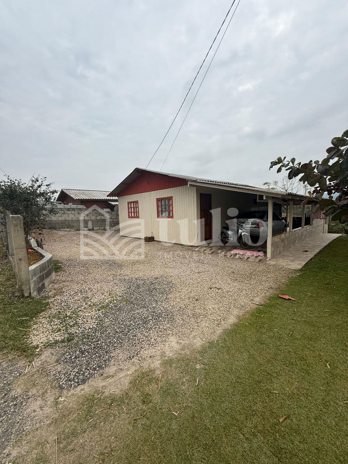 Linda chácara com 1000m² em Tijucas/SC