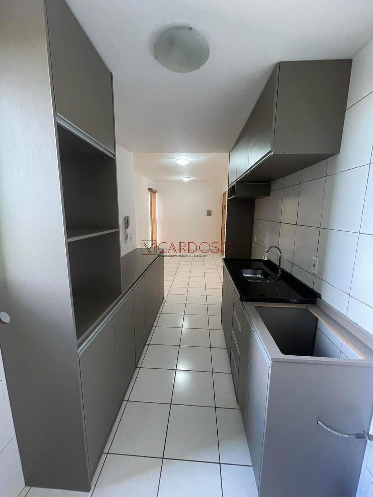 Apartamento 02 quartos, com lazer, qs 303 Samambaia sul DF