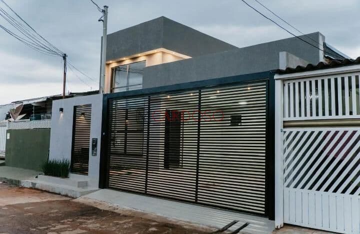 Casa 03 quartos em Ceilândia DF,, suÍtes, 2 vagas, Aceita financiamento e FGTS, alto padrão, Psul