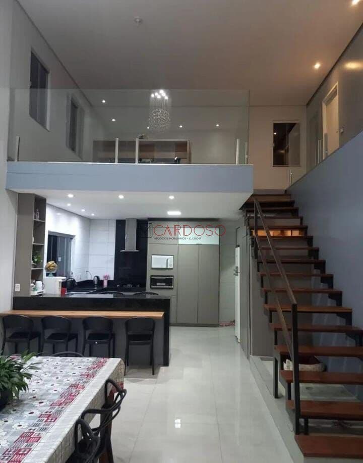 Casa 03 quartos sendo 03 suítes em Condomínio 26 de setembro , churrasqueira, lote 400 metros - V121