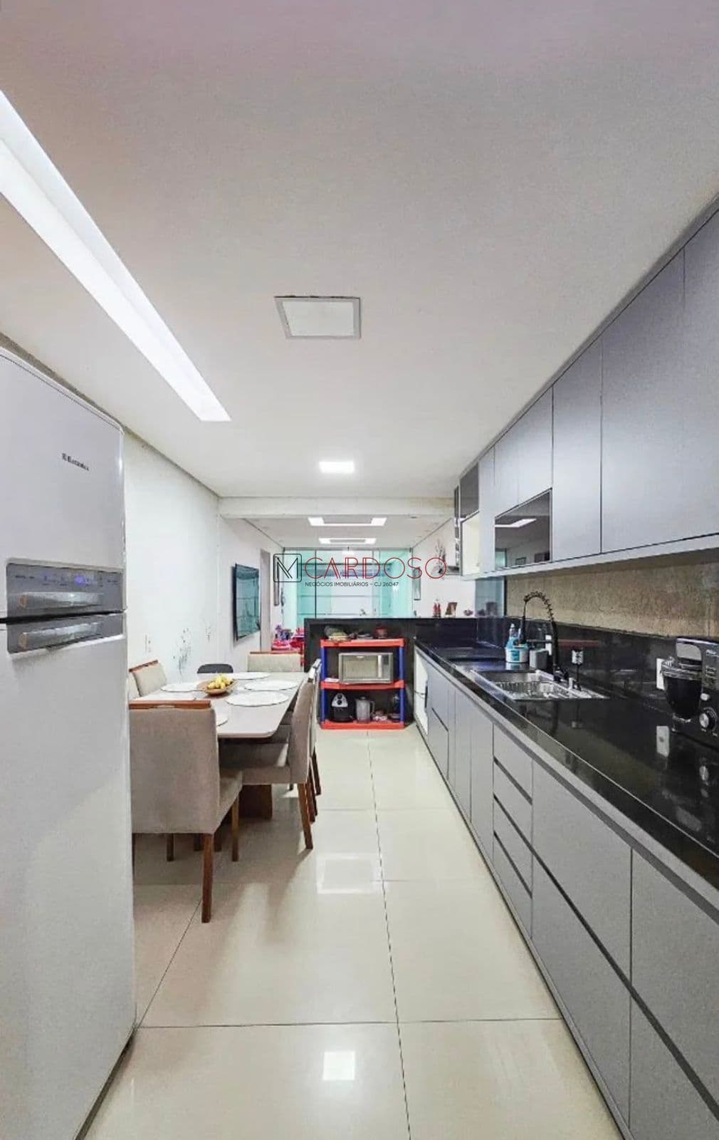 Casa 03 quartos no Gama com 3 suíte, Aceita Permuta, Imóvel reformado, alto padrão, Escriturada