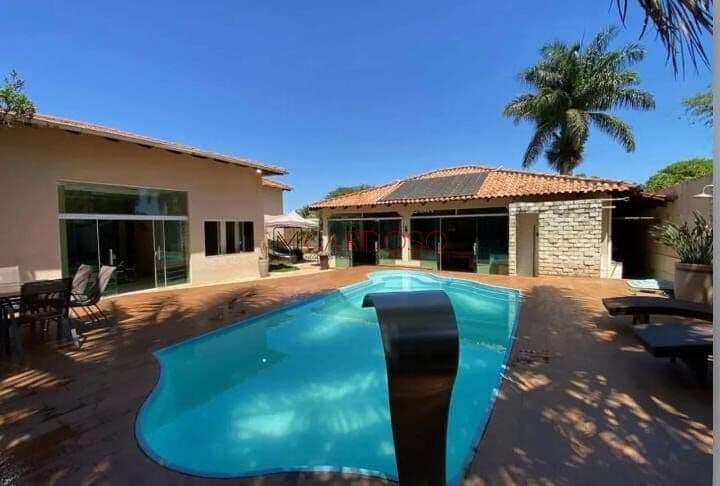 Casa 04 quartos em Vicente Pires. 3 suítes, , Piscina, Churrasqueira, Condomínio fechado