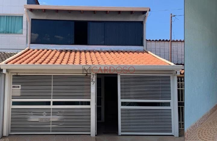 Casa no Guará I, 2 quartos, Área de lazer, QI 06, Casa no Guará I, Sobrado, Perto do Hospital, Escriturado e Registrado