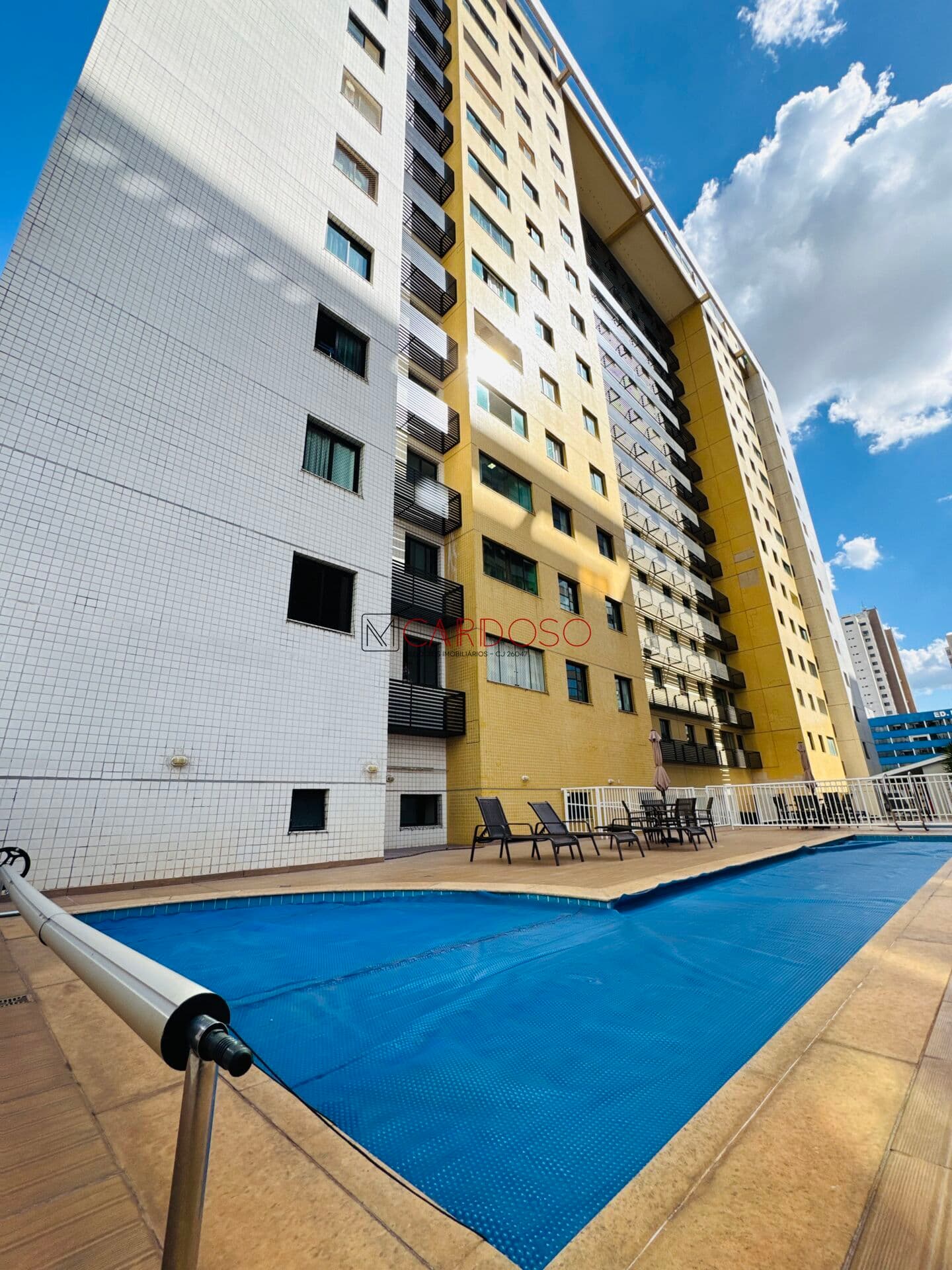 Apartamento 03 quartos Águas Claras, aceita financiar FGTS, perto metrô, lazer e garagem