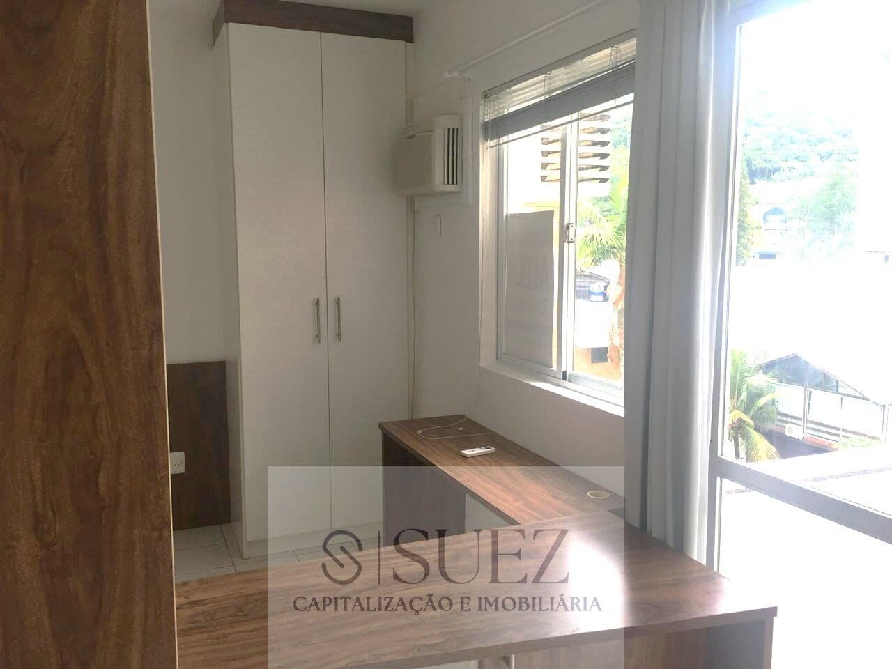 Apartamento com 1 dormitório mobiliado perto da FURB Mobiliado