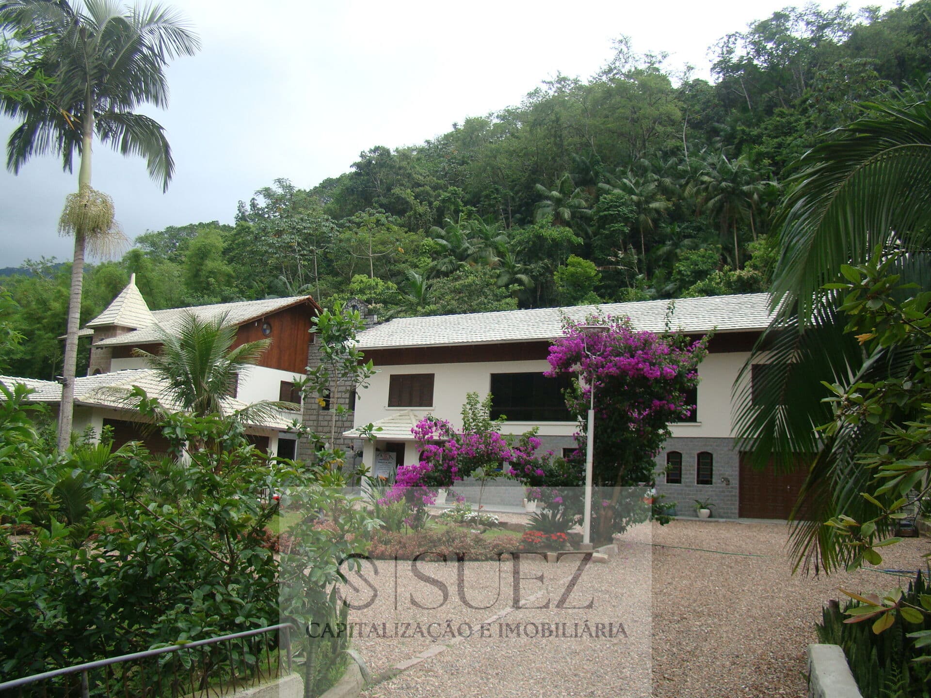 Hotel Pousada - Sítio em Rodeio a 900m do centro