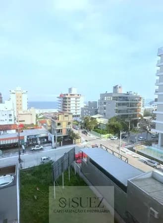 Apartamento com 3 Quartos ( Suite e Demi suite) na Praia Brava a poucos metros do mar