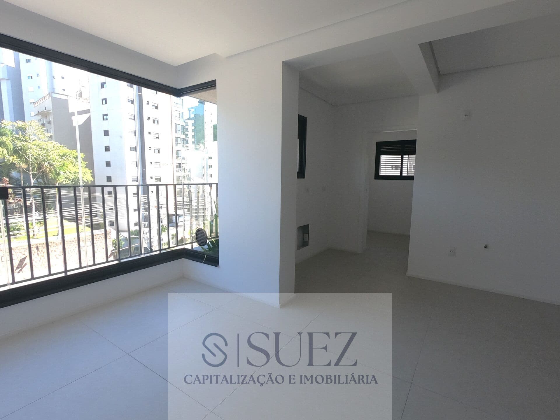 Belíssimo apartamento novo com 3 Suítes na Alameda
