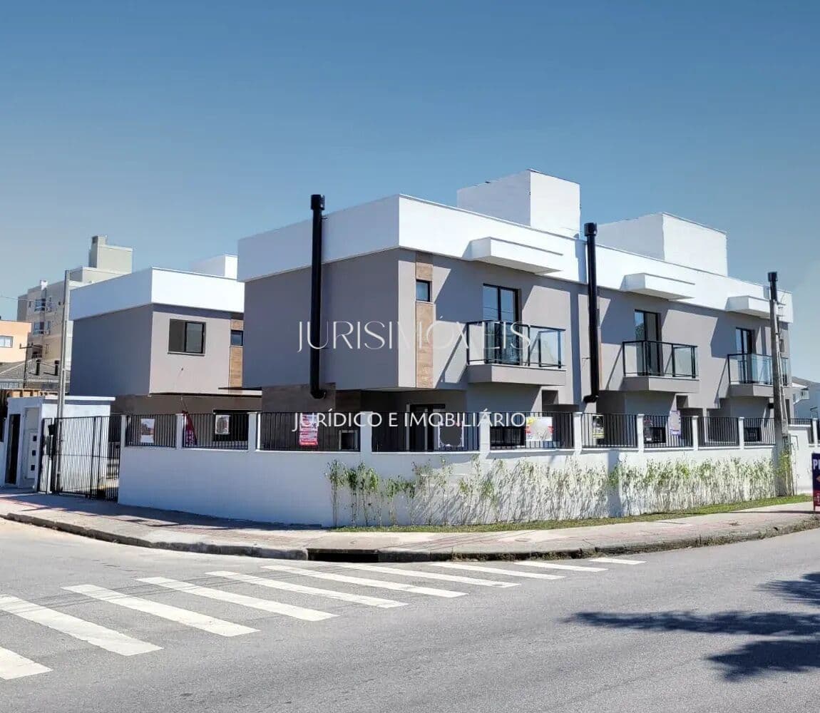 Casa de Condomínio em Palhoça - Nova Palhoça
