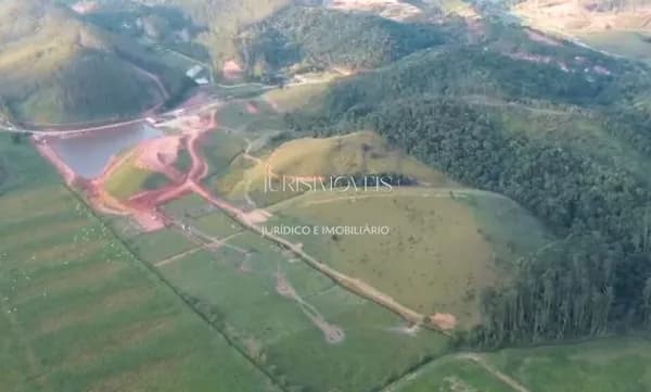 Lote/Terreno em Canelinha - Centro