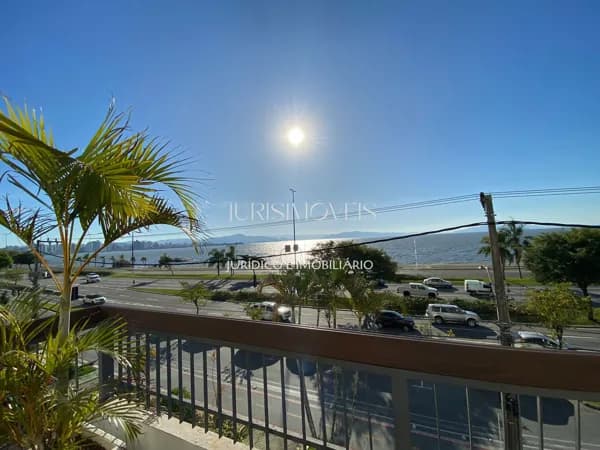 Apartamento Alto Padrão na Beira Mar Norte de Florianópolis/SC