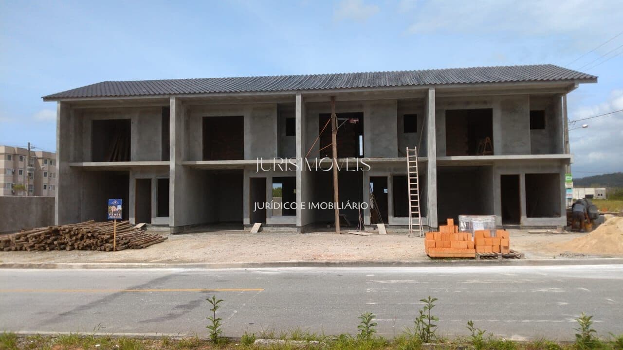 Sobrado em São José - Potecas