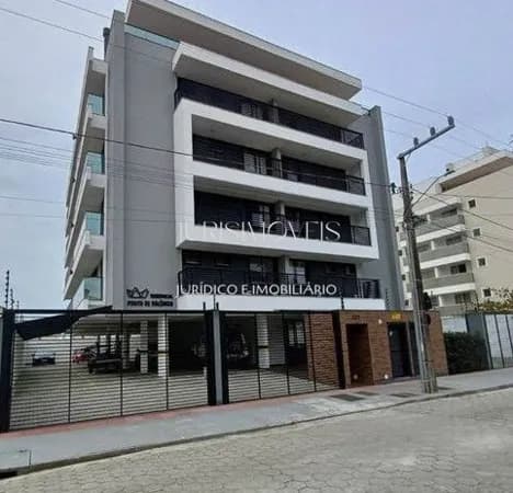 Apartamento a 80 metros e de FRENTE PRO MAR