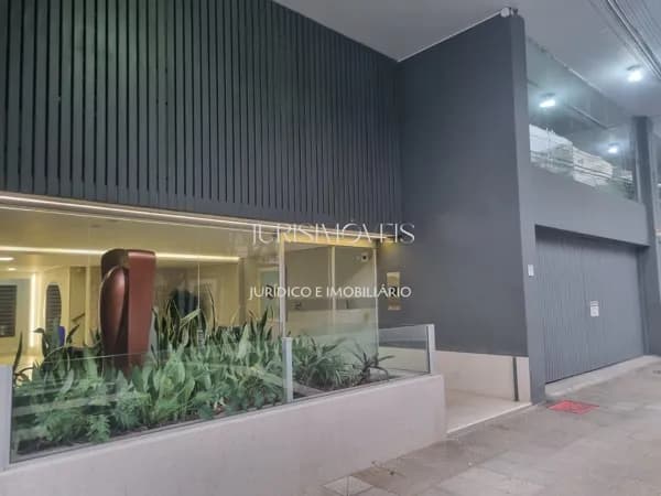 Apartamento com 03 dormitórios e 01 escritório à venda no CENTRO de FLORIANÓPOLIS/SC