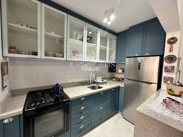Apartamento Exclusivo com Mobília Planejada em Serraria, São José/SC