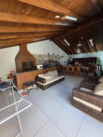 Casa em Três Lagoas - Colinos