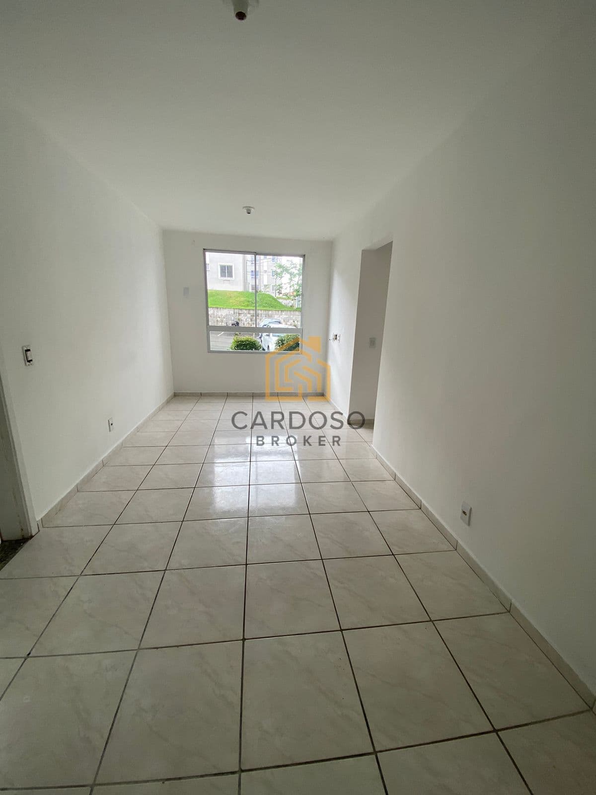 Apartamento no Condomínio Jardim das Bromélias