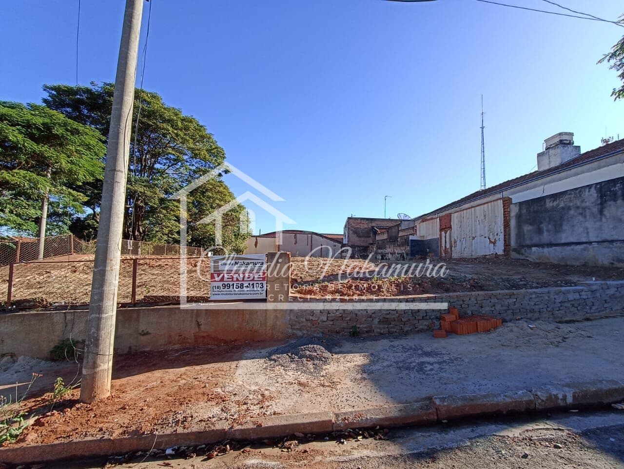 Lote/Terreno em Mirandópolis - Centro