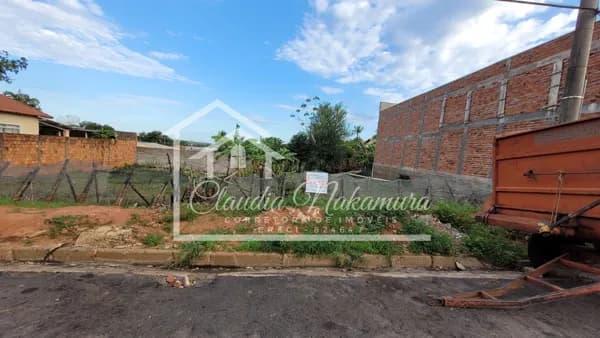 Lote/Terreno em Mirandópolis - Centro