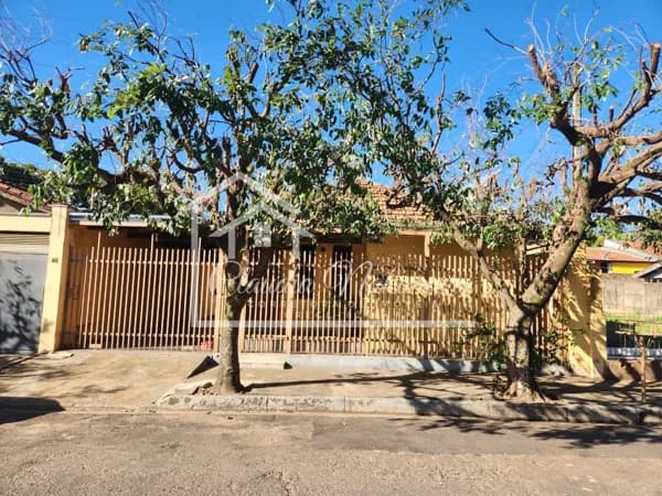 Casa em Mirandópolis - Jardim São Lourenço