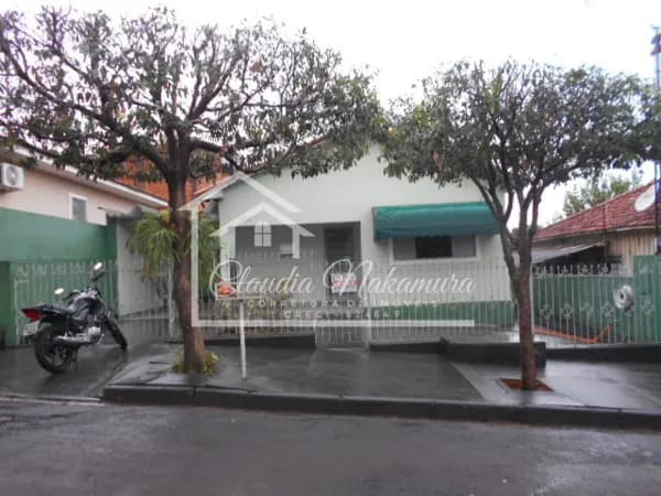 Casa em Mirandópolis - Centro