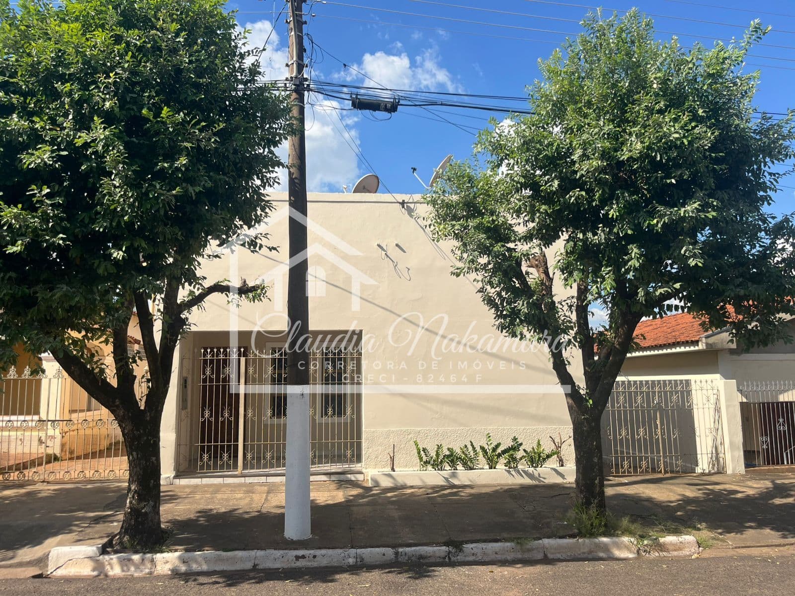 Casa em Mirandópolis - Centro