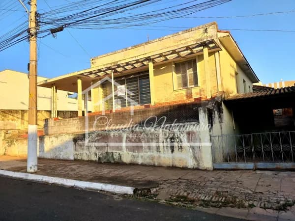 Terreno Amplo