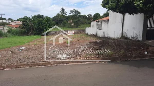 Lote/Terreno em Mirandópolis - Centro