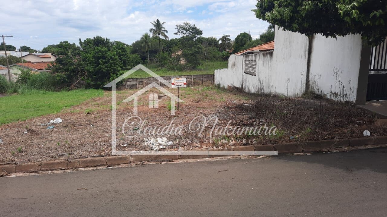 Lote/Terreno em Mirandópolis - Centro