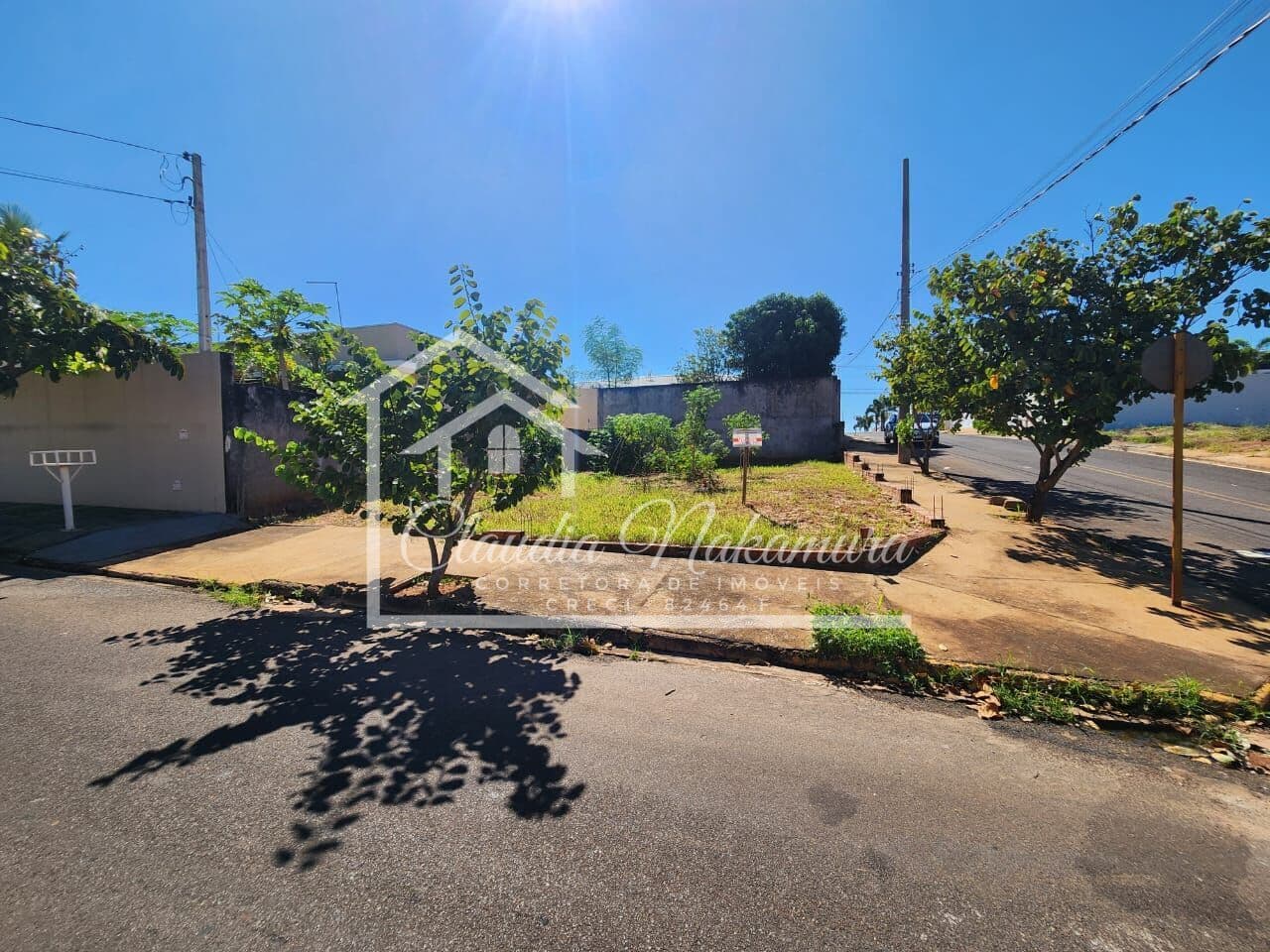 Lote/Terreno em Mirandópolis - Jardim Sampaio I