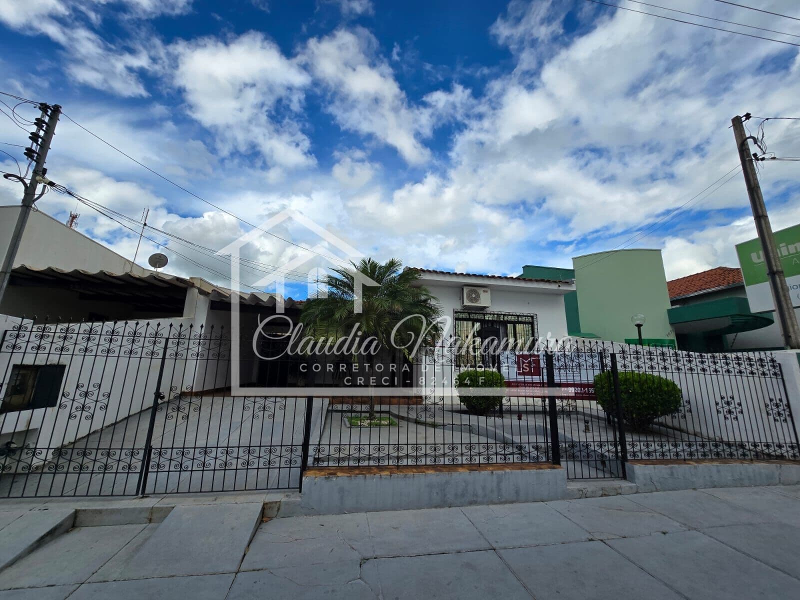 Casa em Mirandópolis - Centro