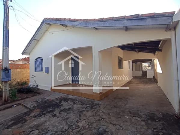 Casa em Mirandópolis - Centro