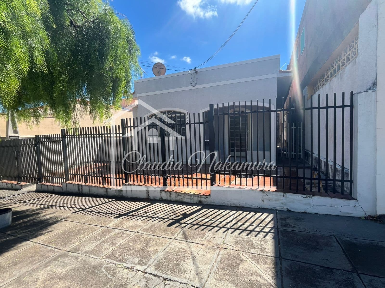 Casa em Mirandópolis - Centro