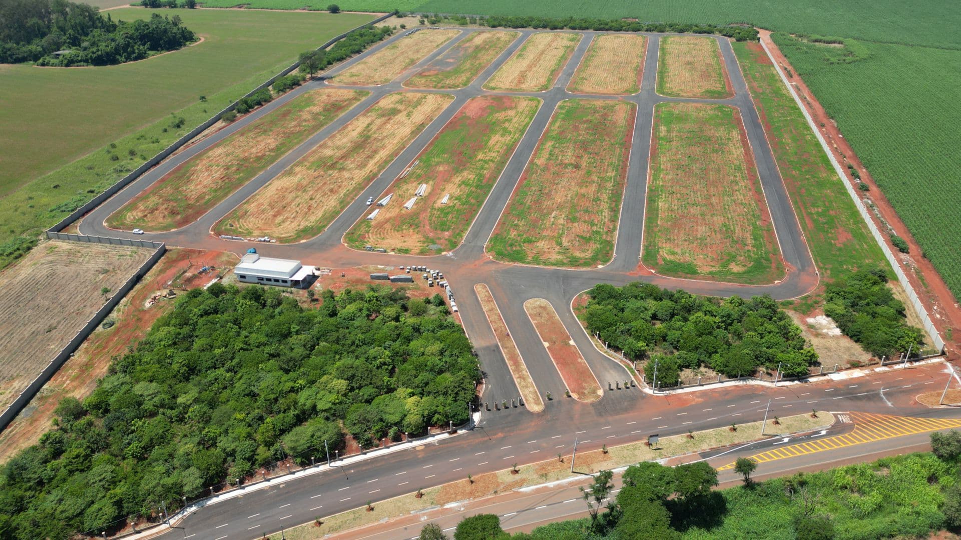 Terrenos em Condomínio a partir de 180m² a Venda em Santa Bárbara d'Oeste - SP