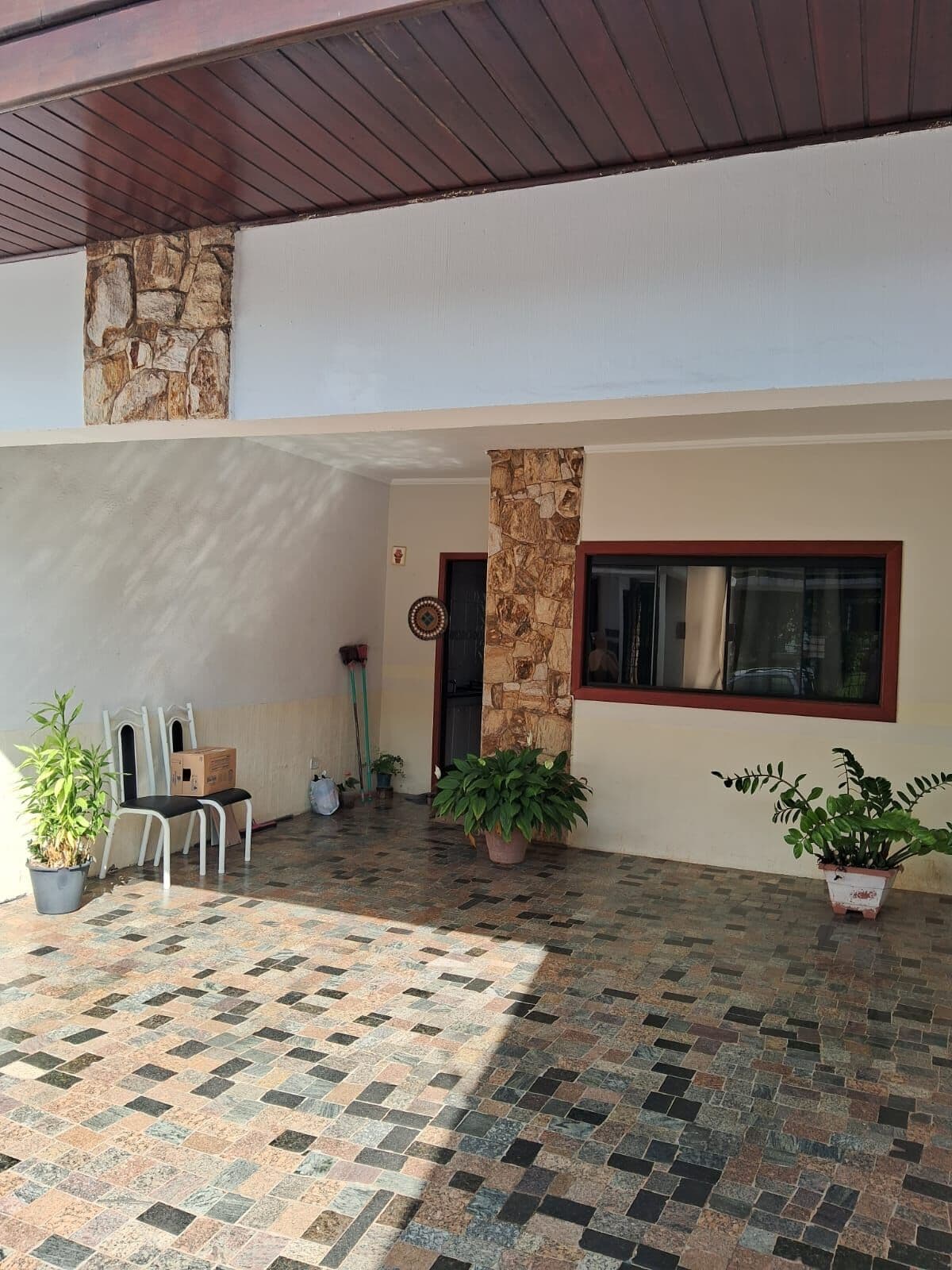 Casa à Venda no Jardim Ipiranga, em Frente à Praça Luiz de Boni – Americana/SP
