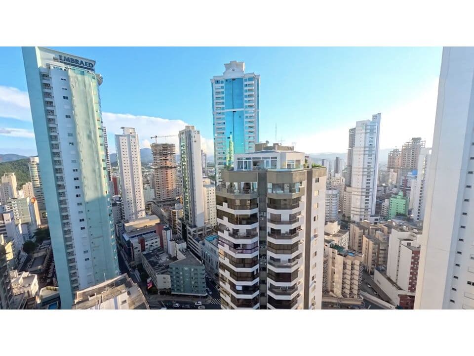 Cobertura Penthouse Duplex de Alto Luxo a Venda em Balneário Camboriú, a Dubai Brasileira