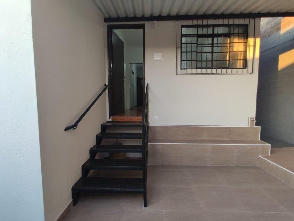 Casa com Edícula à Venda muito bem localizada na Rua São Vito em Americana