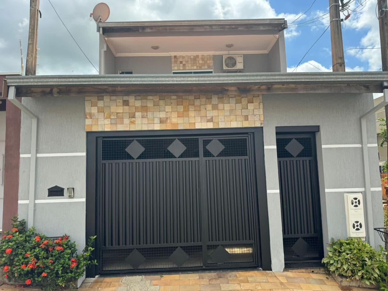 Casa com 3 dormitórios a Venda no Jardim Boer em Americana/SP
